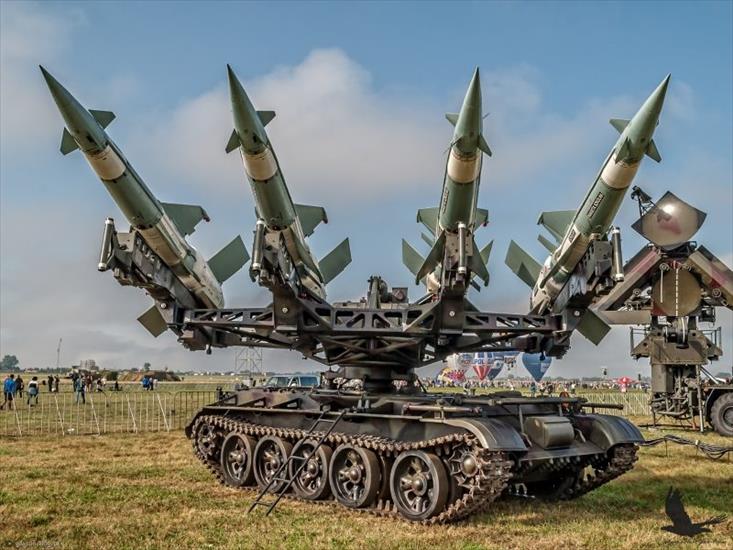 S-125M1 Neva-M1 SA-3B missiles on the S-125 quadruple launcher - 9792409_wyrzutnia-pzr-s125-newa.jpg